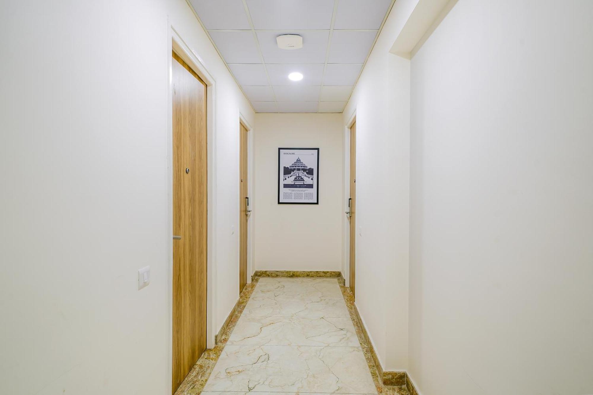 Wandr Hotel- Near Mg Road Bangalore Eksteriør bilde